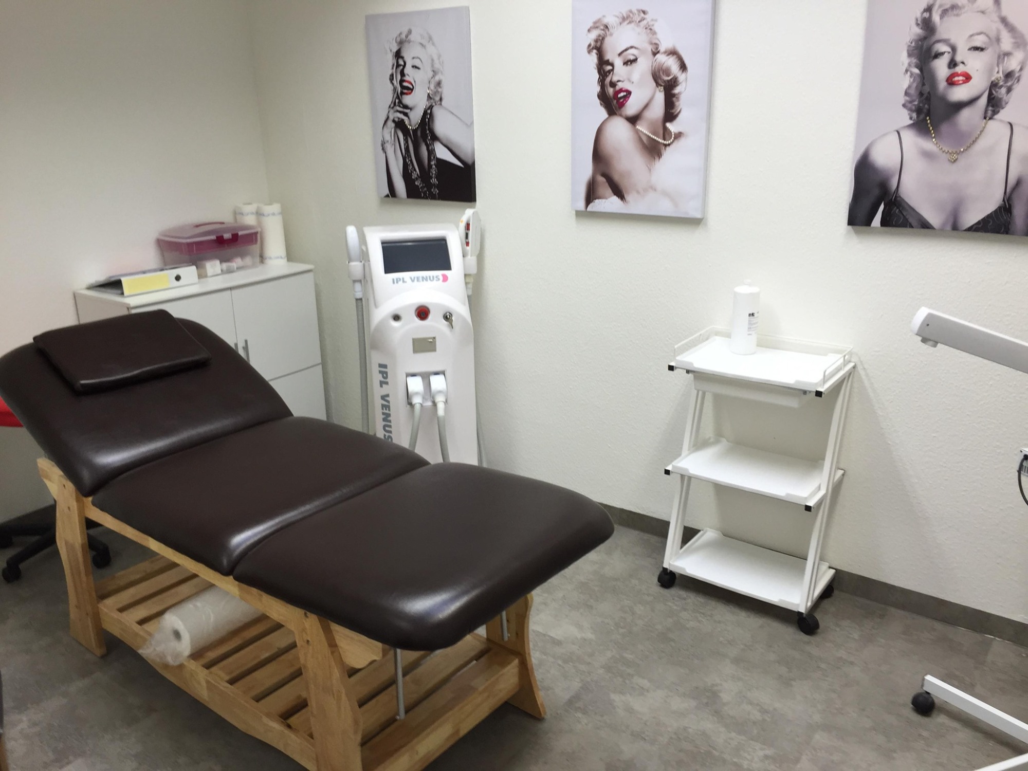 Behandlungsraum für Haarentfernung und Kosmetik